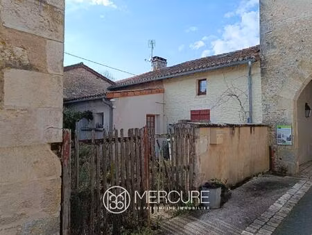 maison de ville à rafraîchir