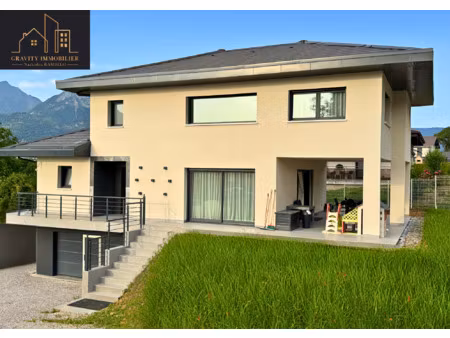 maison individuelle - 151m2 + 90m2 de sous-sol - confort mod