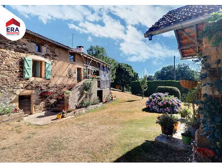 maison en pierres à gorses