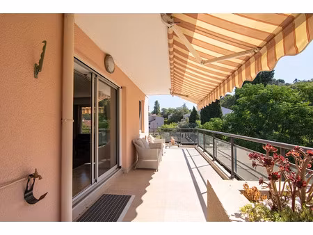 vente appartement 4 pièces 104 m² à mougins (06250)  499 000 €