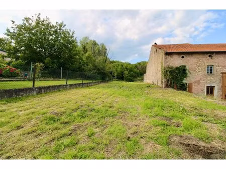 en vente terrain constructible 7 11 ares – 35 000 € |rémering