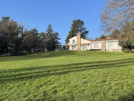 vente maison à boussay (44190) : à vendre / 211m² boussay