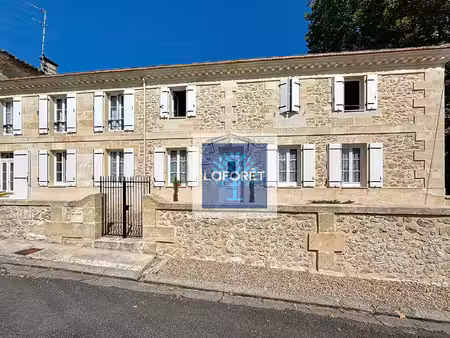 maison de caractère / charentaise en pierre aux portes de blaye ? 6 chambres  jardin & dép