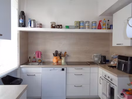 maison à vendre 5 pièces mosnac (17)maison sur deux niveaux avec petit jardin et stationne