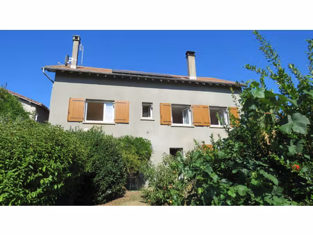 maison (en pierres) (env 73m2) élevée sur sous-sol  entèreme