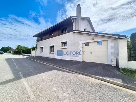 maison limitrophe chauny habitable de plain-pied.