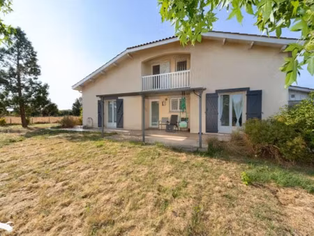 vente maison 5 pièces 145 m² à mouliets-et-villemartin (33350)  278 144 €