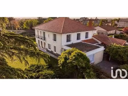 maison avec terrasse ennezat (63)