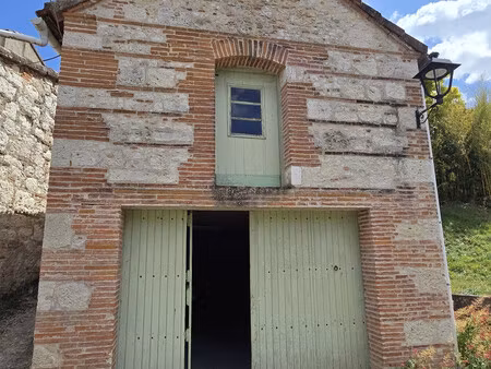 deux bâtisses à rénover 70 m²