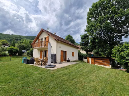 location maison 4 pièces 105 m² à saint-martin-de-la-cluze (38650)