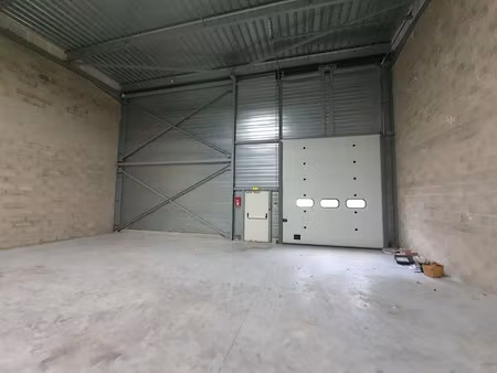 location locaux professionnels 670 m² à lisses (91090)  4 745 €