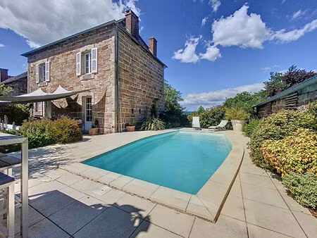 maison en pierre à vendre à vars sur roseix - 3 chambres - une piscine - garage -