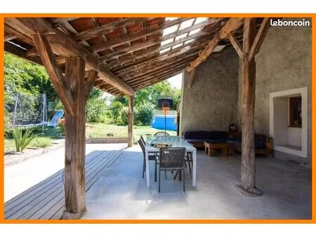 ferme 6 pièces 150 m²