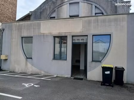 local commercial 65 m²