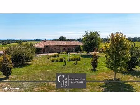 ferme 10 pièces 350 m²