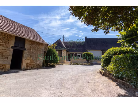 à 15km de sarlat et 8km de st cyprien - périgord noir