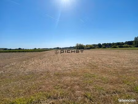 terrain 6385 m² genissac