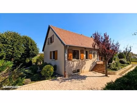 maison 5 pièces 165 m²