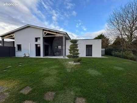 pavillon 4 pièces 113 m²