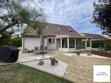 maison 5 pièces 109 m²