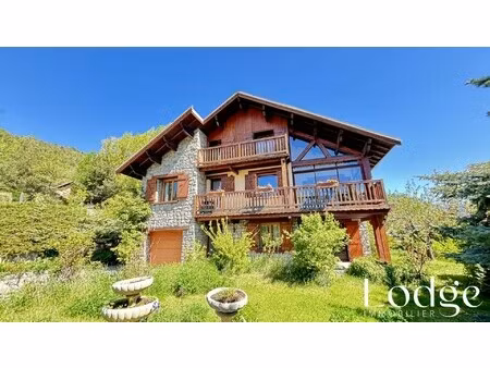 maison de luxe à vendre à puy-saint-andré