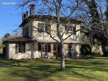 maison 7 pièces 140 m²