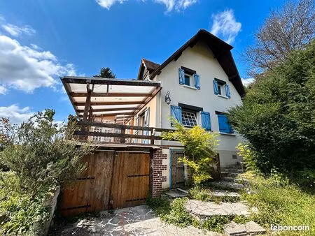 maison 6 pièces 170 m²