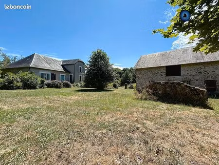 maison 8 pièces 162 m²