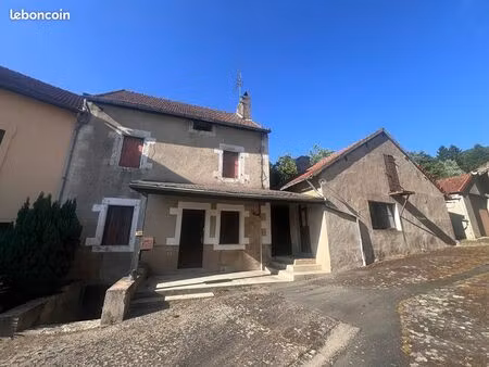 maison de village 3 pièces 77 m²