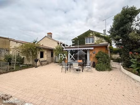 maison 7 pièces 212 m²