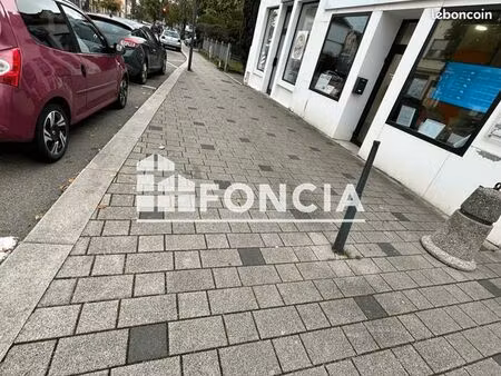 local commercial 34 m²