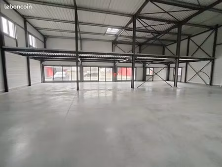 local commercial 441 m²