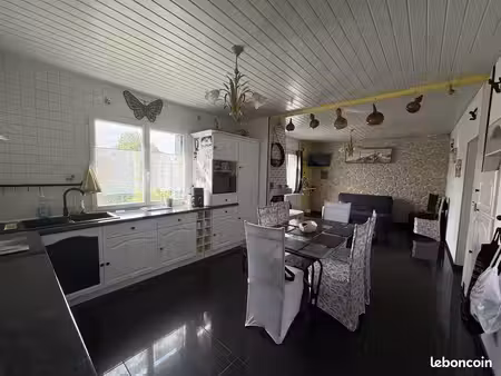 maison 5 pièces 83 m²