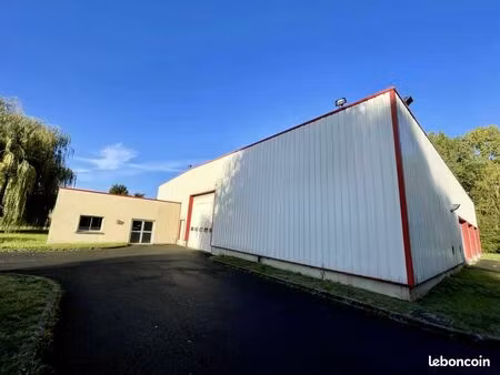 local d'activité 480 m²