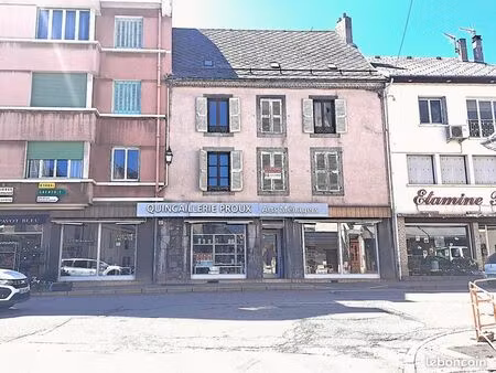 local commercial 600 m²