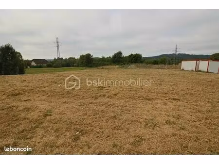 terrain 1 057 m² aressy