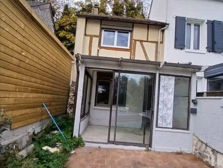 maison 2 pièces 56 m²