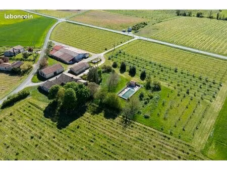 propriété 13 pièces 400 m²