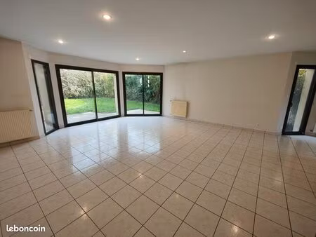 maison 7 pièces 159 m²