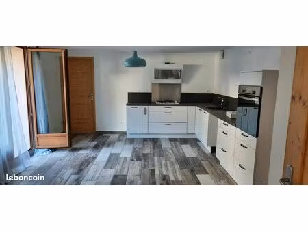 t3 en parfait état  jardin + terrasse et stationnements privatifs - idéal investissement l