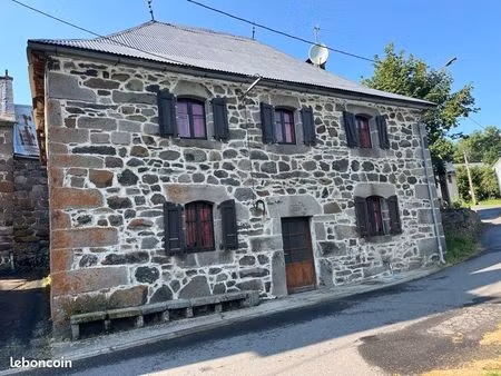 maison ancienne proche puy-mary