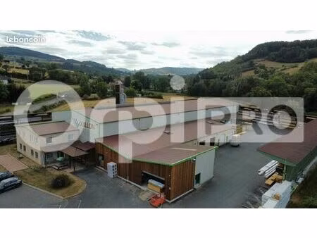 local d'activité 2 370 m²