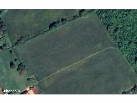 terrain 902 m² aunac