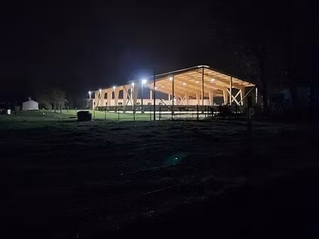 structure équestre avec cu opérationnel