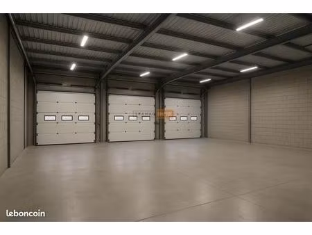local industriel 330 m²
