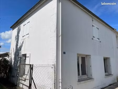 maison 3 pièces 80 m²