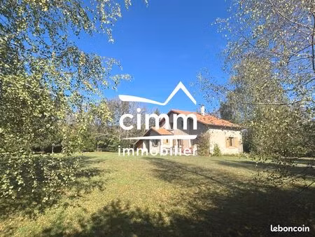 mas 6 pièces 157 m²