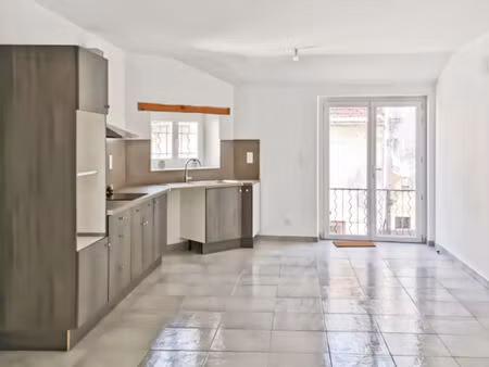 à vendre t3 de 90 72 m² avec garage copropriété sans charges