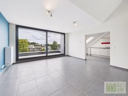 libramont: bel appartement lumineux 1 chambre au centre de l