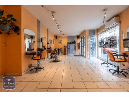 local commercial à vendre 55.8 m² - joué-lès-tours (37) - 153 000€